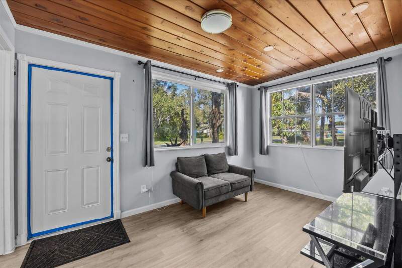 2 bedroom Single Family Residence at 3110 S 21st Street, Maravilla Heights Subdivision, Fort Pierce — photo 5