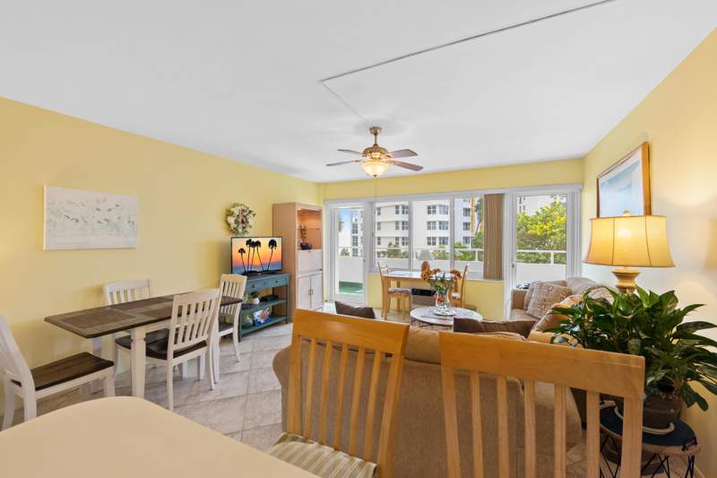 1 bedroom Stock Cooperative at 4050 N Ocean Boulevard #302, Caribe Co-Op, Lauderdale-By-The-Sea — photo 2