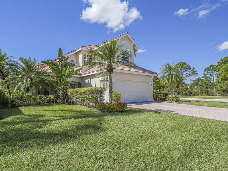 3 bedroom Single Family Residence at 564 SW Saint Kitts Cove, Lake Charles Phase 1A, Port St. Lucie — photo 5