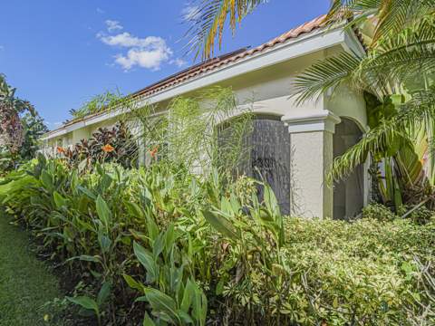 564 SW Saint Kitts Cove, Port St. Lucie FL - photo 6 of 60