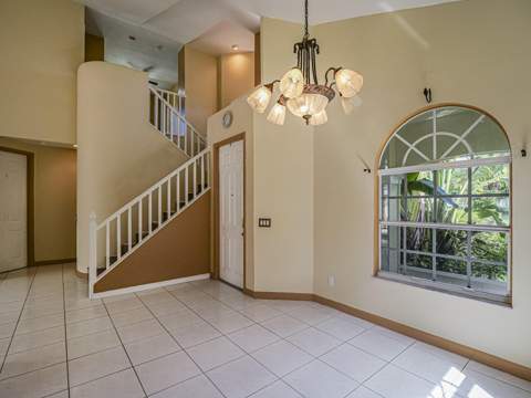 564 SW Saint Kitts Cove, Port St. Lucie FL - photo 8 of 60
