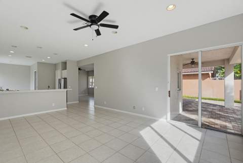 122 Sarona Circle, Royal Palm Beach FL - photo 13 of 56