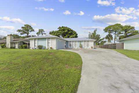 6005 Balsam Drive, Fort Pierce FL - photo 7 of 54