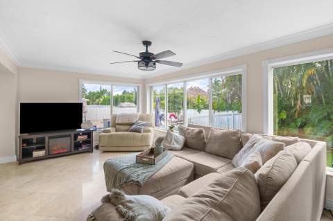 2396 SE 6th Street, Pompano Beach FL - photo 18 of 54