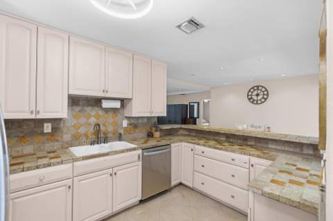 2396 SE 6th Street, Pompano Beach FL - photo 13 of 54