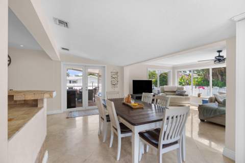 2396 SE 6th Street, Pompano Beach FL - photo 15 of 54