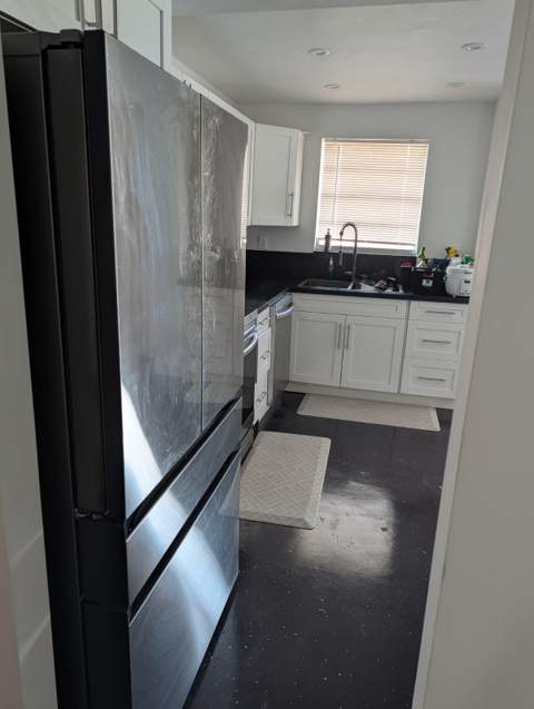 137 Golden Isles Drive #609, Hallandale Beach FL - photo 15 of 17