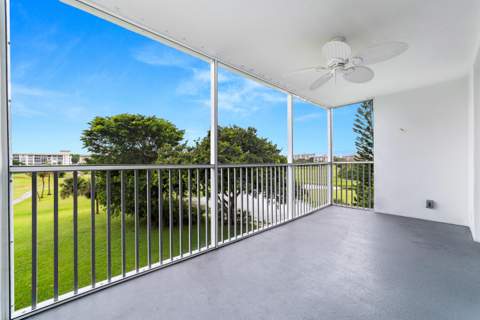 2681 S Course Drive #406, Pompano Beach FL - photo 11 of 40