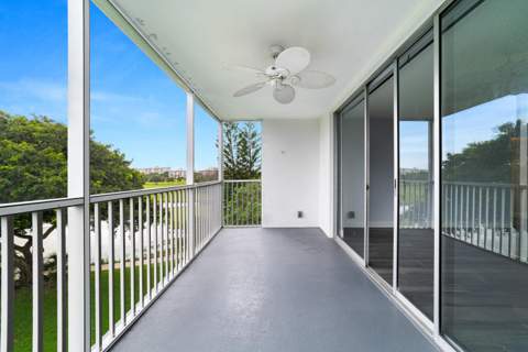 2681 S Course Drive #406, Pompano Beach FL - photo 12 of 40