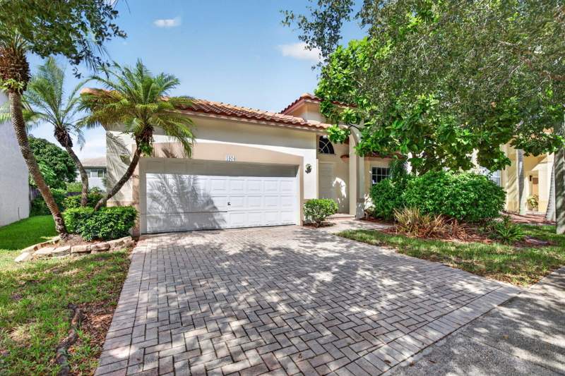 3 bedroom Single Family Residence at 1976 NW 169th Avenue, Pembroke Isles 1, Pembroke Pines — photo 3