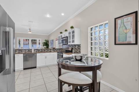 1976 NW 169th Avenue, Pembroke Pines FL - photo 13 of 42