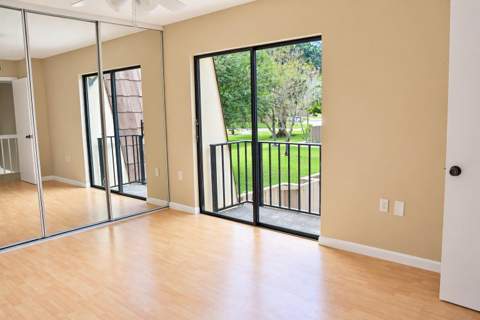 1211 12th Court, Palm Beach Gardens FL - photo 12 of 17