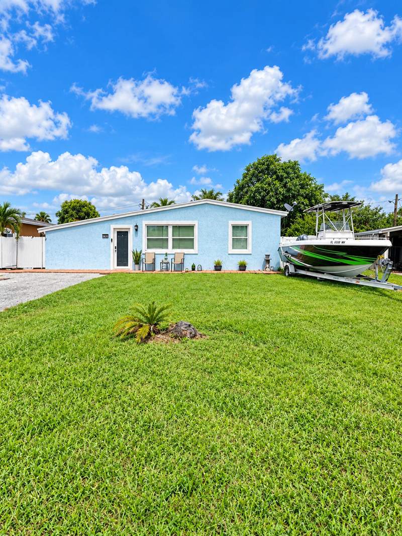 3 bedroom Single Family Residence at 3214 French Avenue, Englewood Manor, Lake Worth — photo 2