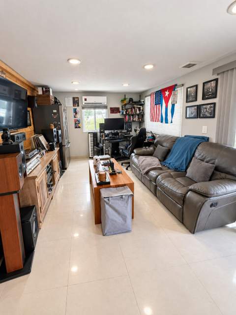 3214 French Avenue, Lake Worth FL - photo 6 of 17