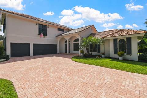 18944 SE Jupiter River Drive, Jupiter FL - photo 7 of 43