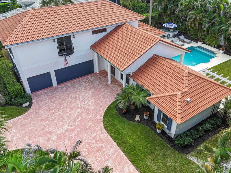 4 bedroom Single Family Residence at 18944 SE Jupiter River Drive, Jupiter River Estates, Jupiter — photo 1