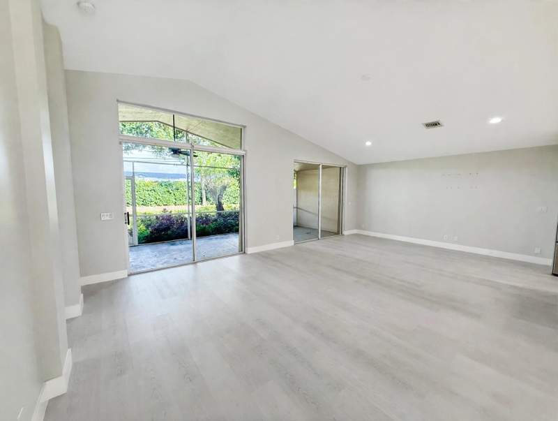 2 bedroom Single Family Residence at 11704 Dove Hollow Avenue, Lester Pud 6, Boynton Beach — photo 4