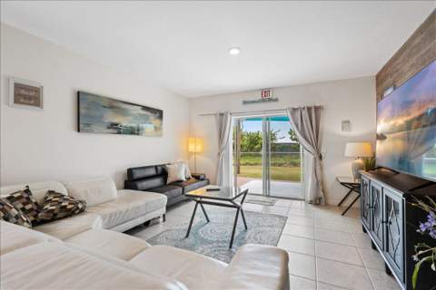 2202 SE Trillo Street, Port St. Lucie FL - photo 11 of 36