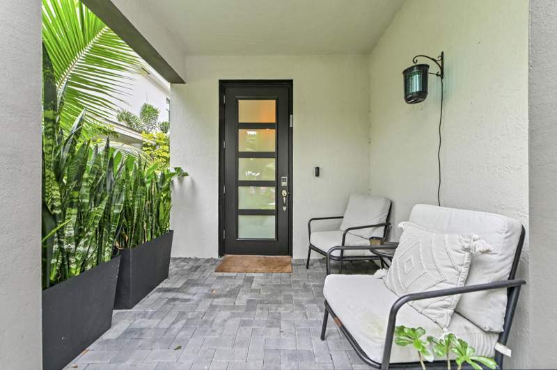 3 bedroom Townhouse at 8728 Corvus Drive, Polo Legacy/Saddlewood, Lake Worth — photo 2