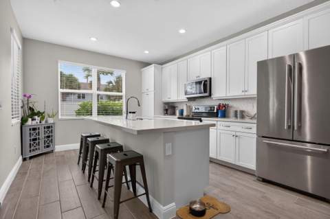 532 Sanderling Circle, Deerfield Beach FL - photo 9 of 36