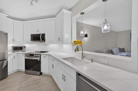 300 Uno Lago Drive #104, Juno Beach FL - photo 6 of 60