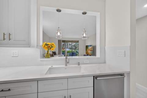 300 Uno Lago Drive #104, Juno Beach FL - photo 10 of 60