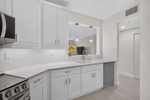 300 Uno Lago Drive #104, Juno Beach FL - photo 8 of 60