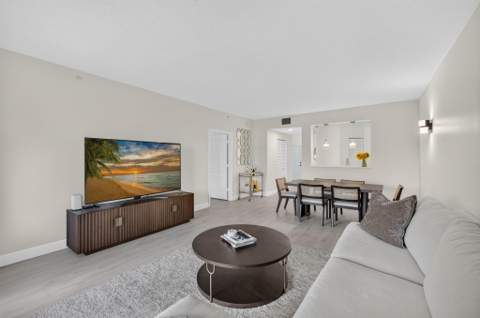 300 Uno Lago Drive #104, Juno Beach FL - photo 17 of 60