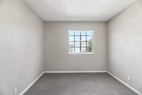 4728 SW 13th Place, Deerfield Beach FL - photo 21 of 41