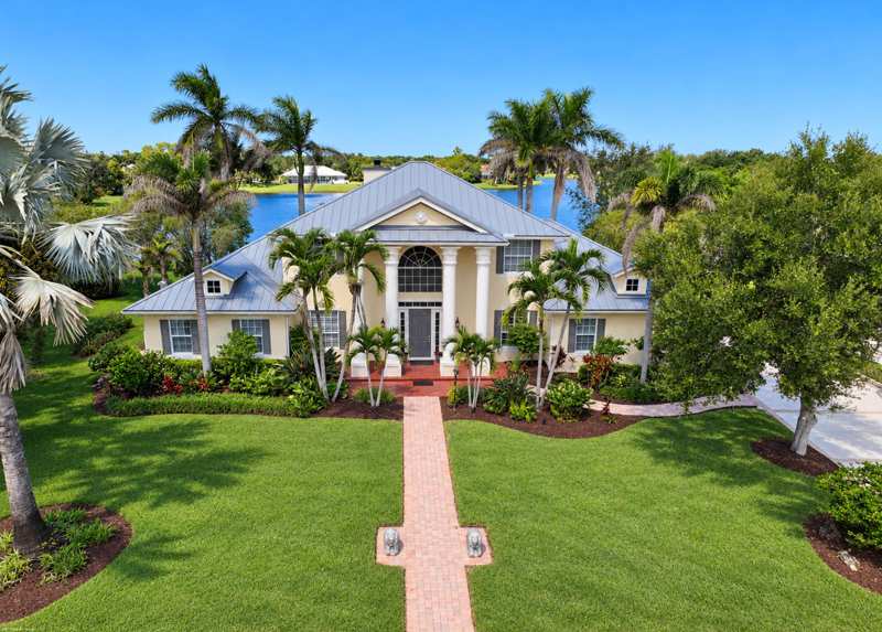 5 bedroom Single Family Residence at 5508 SW Orchid Bay Drive, Captain'S Creek (Aka Orchid Bay), Palm City — photo 1