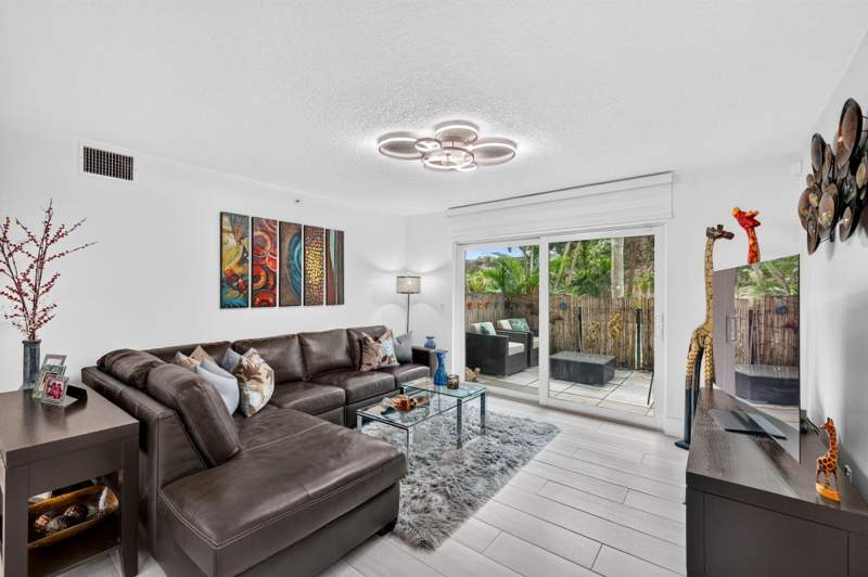 2 bedroom Condominium at 2039 SE 10th Avenue #512, Village East Condo, Fort Lauderdale — photo 3