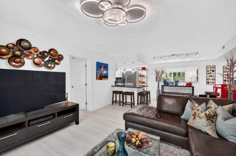 2039 SE 10th Avenue #512, Fort Lauderdale FL - photo 10 of 52