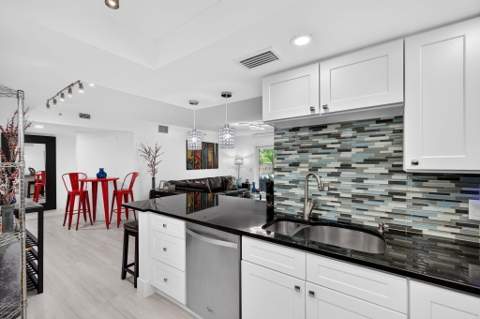 2039 SE 10th Avenue #512, Fort Lauderdale FL - photo 9 of 52