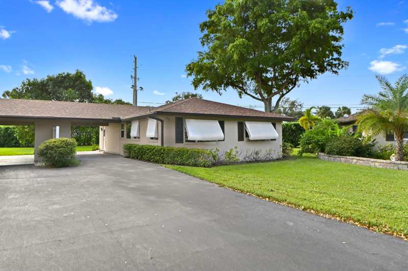 2 bedroom Condominium at 142 Mockingbird Lane, Country Manors, Delray Beach — photo 1