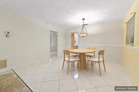 142 Mockingbird Lane, Delray Beach FL - photo 6 of 22