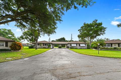 142 Mockingbird Lane, Delray Beach FL - photo 16 of 22