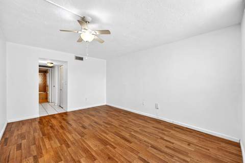 1681 NW 70th Avenue #102, Plantation FL - photo 13 of 32