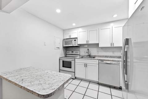1681 NW 70th Avenue #102, Plantation FL - photo 15 of 32