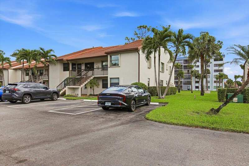 2 bedroom Condominium at 4880 Lucerne Lakes Boulevard #206, Lucerne Pointe One,Two,Three Four,Seven,Eight,Nine, Lake Worth — photo 1