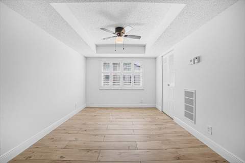 4880 Lucerne Lakes Boulevard #206, Lake Worth FL - photo 8 of 40