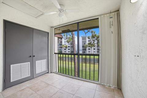 4880 Lucerne Lakes Boulevard #206, Lake Worth FL - photo 23 of 40