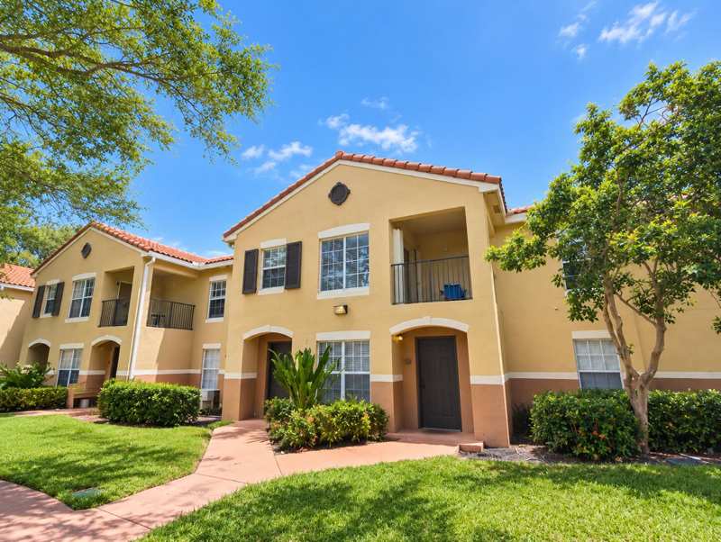 1 bedroom Condominium at 10330 S Fox Trail Road #1212, Spa At Sunset Isles Condo, Royal Palm Beach — photo 1