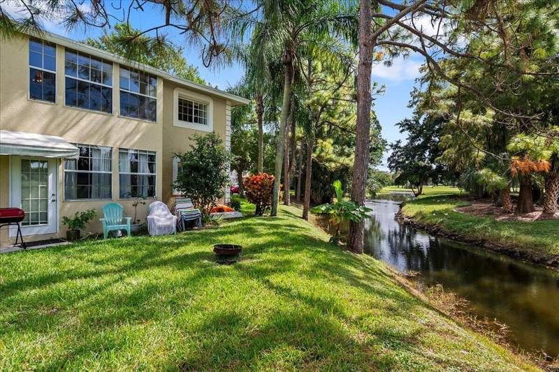 2 bedroom Condominium at 1805 Palm Beach Trace Drive, Palm Beach Trace Condo, Royal Palm Beach — photo 2