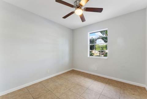 415 NW 7th Court, Boynton Beach FL - photo 18 of 38