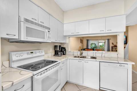 5464 Jubilee Way #221, Margate FL - photo 11 of 38