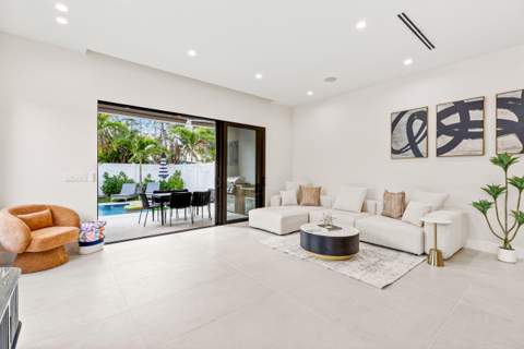 1209 NE 11th Avenue, Fort Lauderdale FL - photo 17 of 48