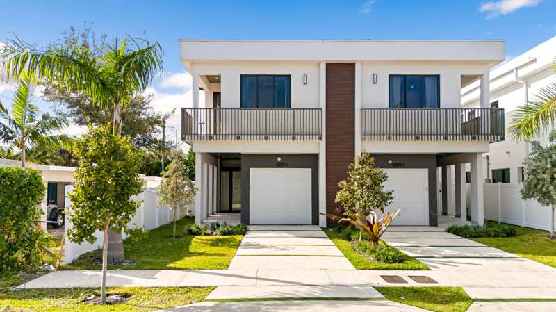 3 bedroom Townhouse at 1209 NE 11th Avenue, Lake Ridge, Fort Lauderdale — photo 1