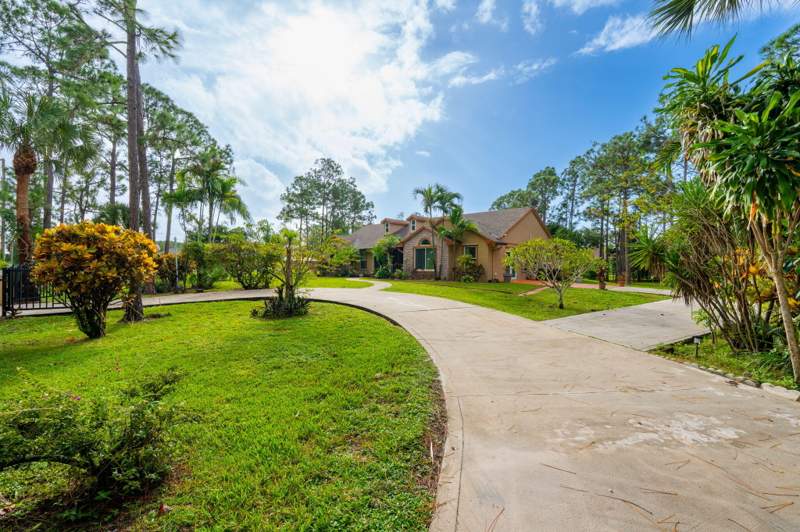 3 bedroom Single Family Residence at 16824 79th Court, Loxahatchee, Loxahatchee — photo 2