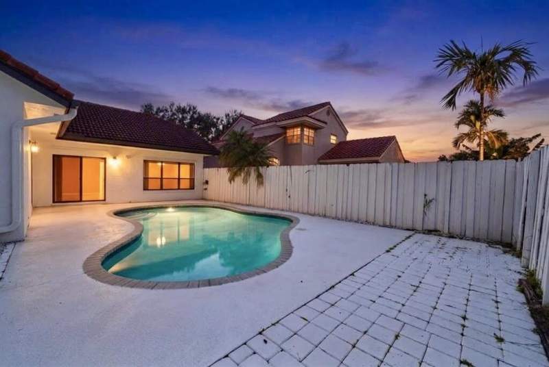 3 bedroom Single Family Residence at 9401 NW 18th Drive, Jacaranda Prcl 252, Plantation — photo 3