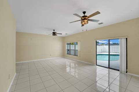 9401 NW 18th Drive, Plantation FL - photo 15 of 59